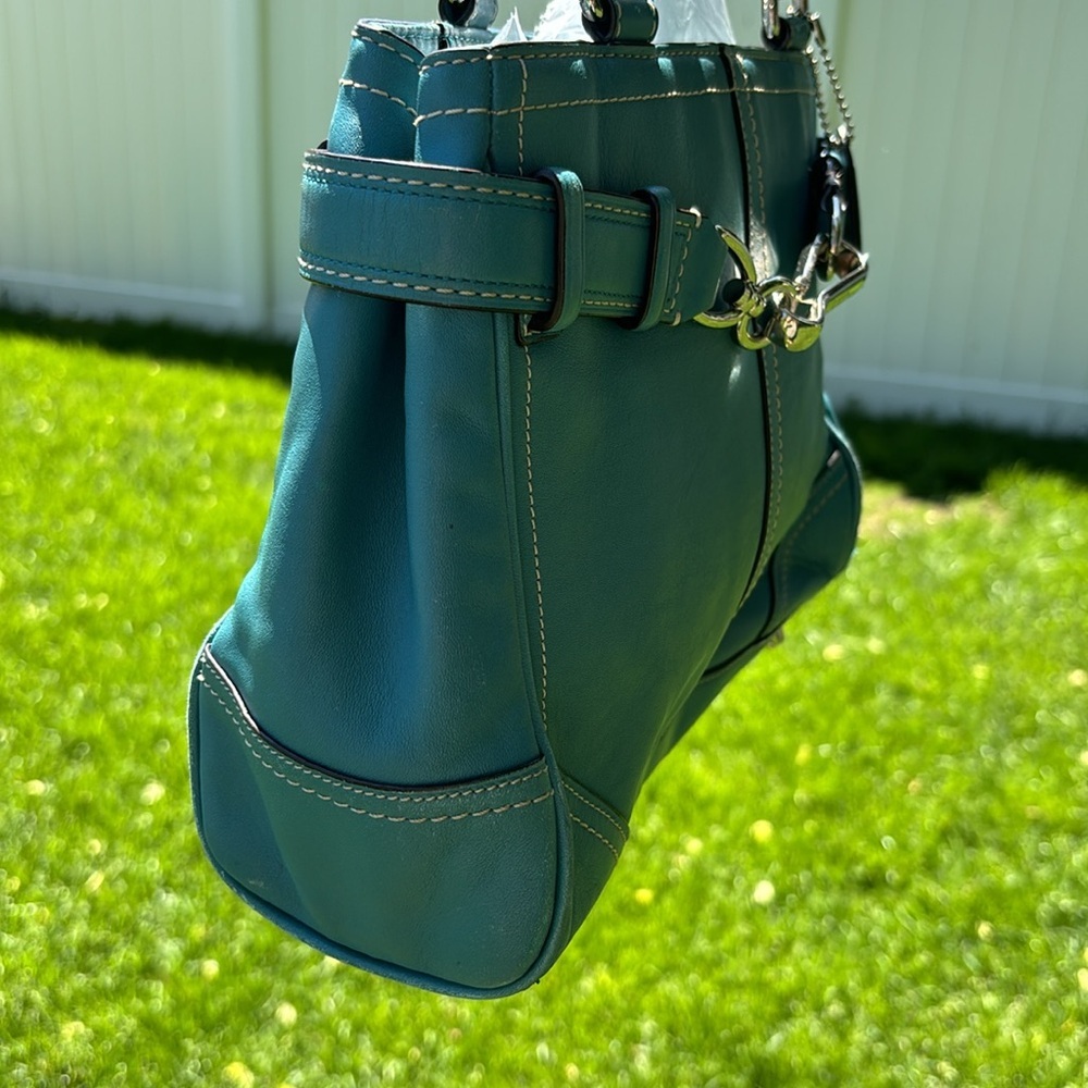 Coach | Hamptons Teal Carryall #F11199 - Picture 5 of 10